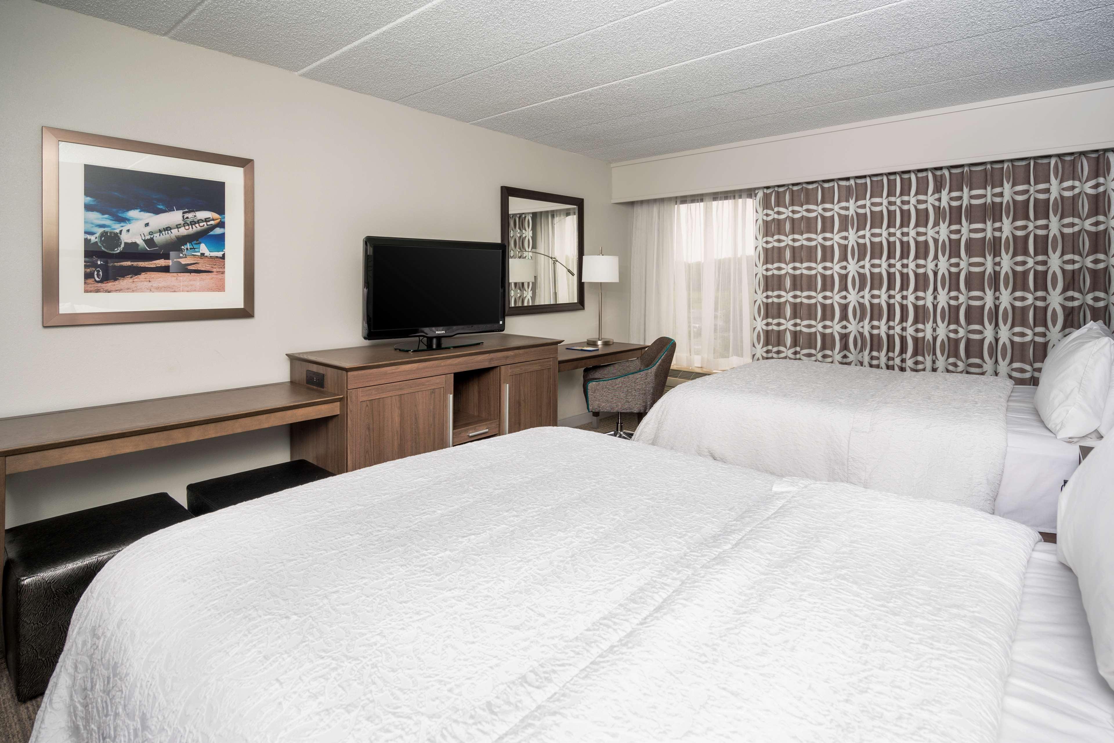 Hampton Inn Доувър Екстериор снимка